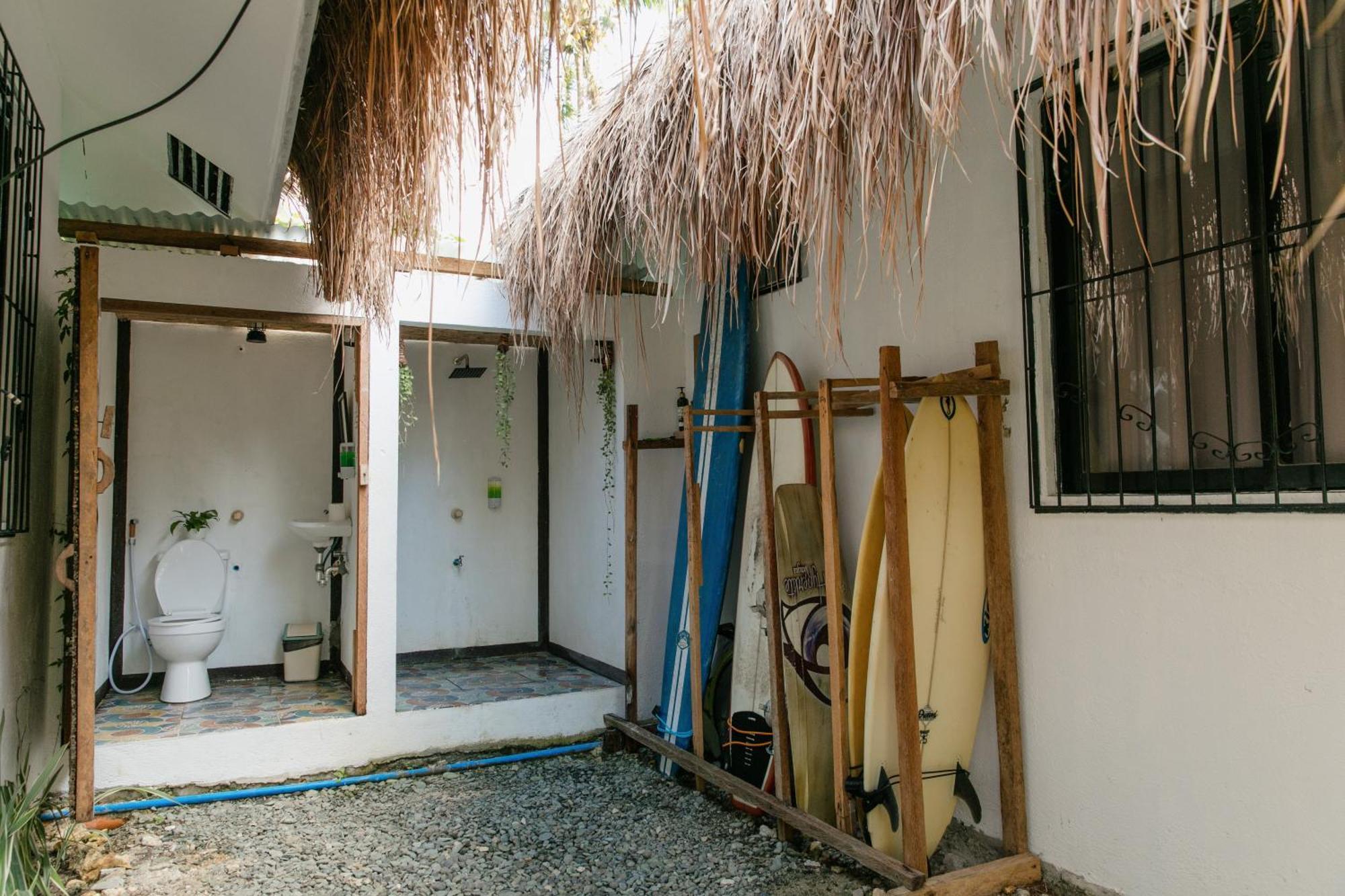 Ozen Freediving Hostel General Luna  Kültér fotó